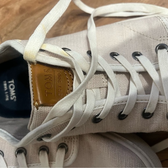 Toms White Canvas Sneakers Casual Low-Top - Picture 4 of 9